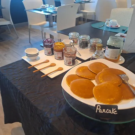 Le Foron Hotel