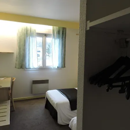 Hotel Le Foron 3*