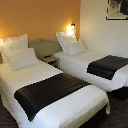 Le Foron Hotel 3*