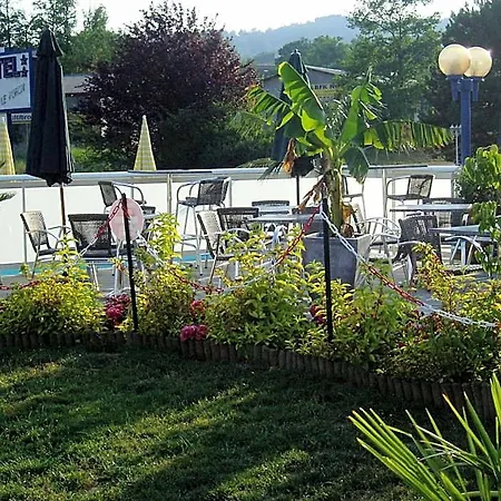 Le Foron Hotel