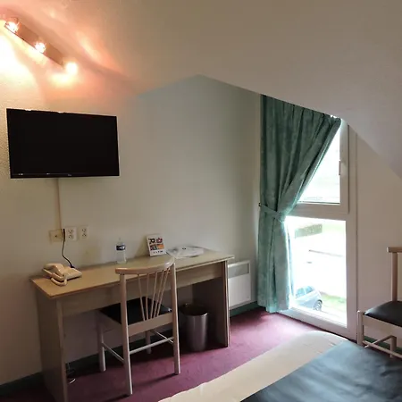 Otel Le Foron 3*